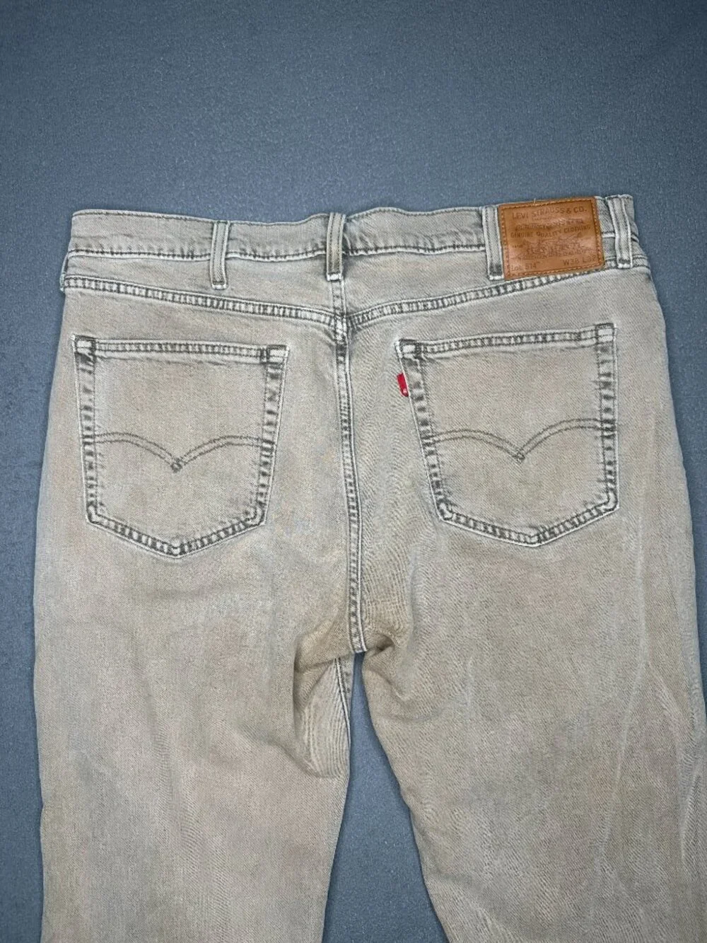 Levi's Premium 514 Mens 38x32 Gray Straight Leg Jeans Red Tab Denim